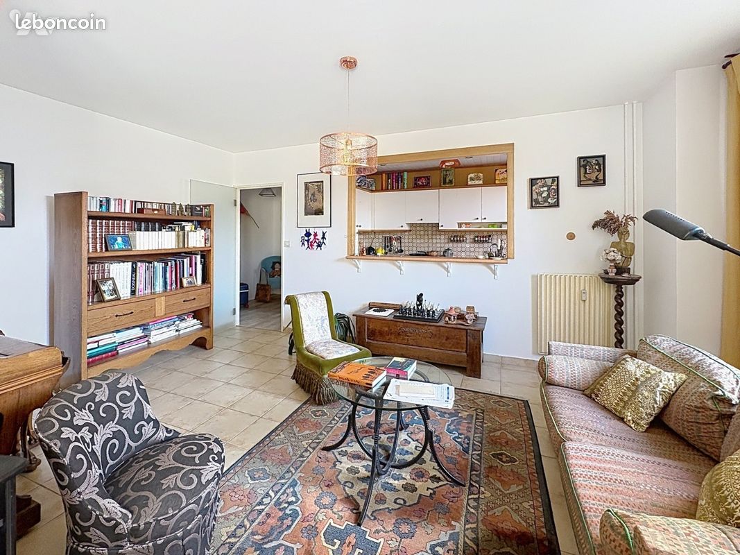 Appartement 5 pièces 92 m² · à Caen · 92 m² · 252 720 €