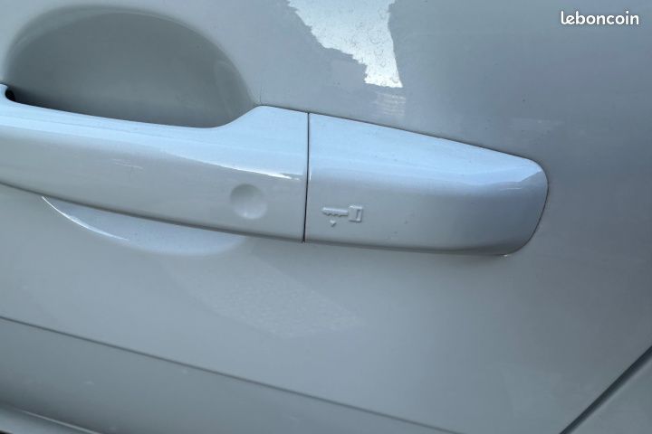 JAGUAR XE 2.0D 180 BUSINESS 180Ch Garantie 12 mois (image 16)