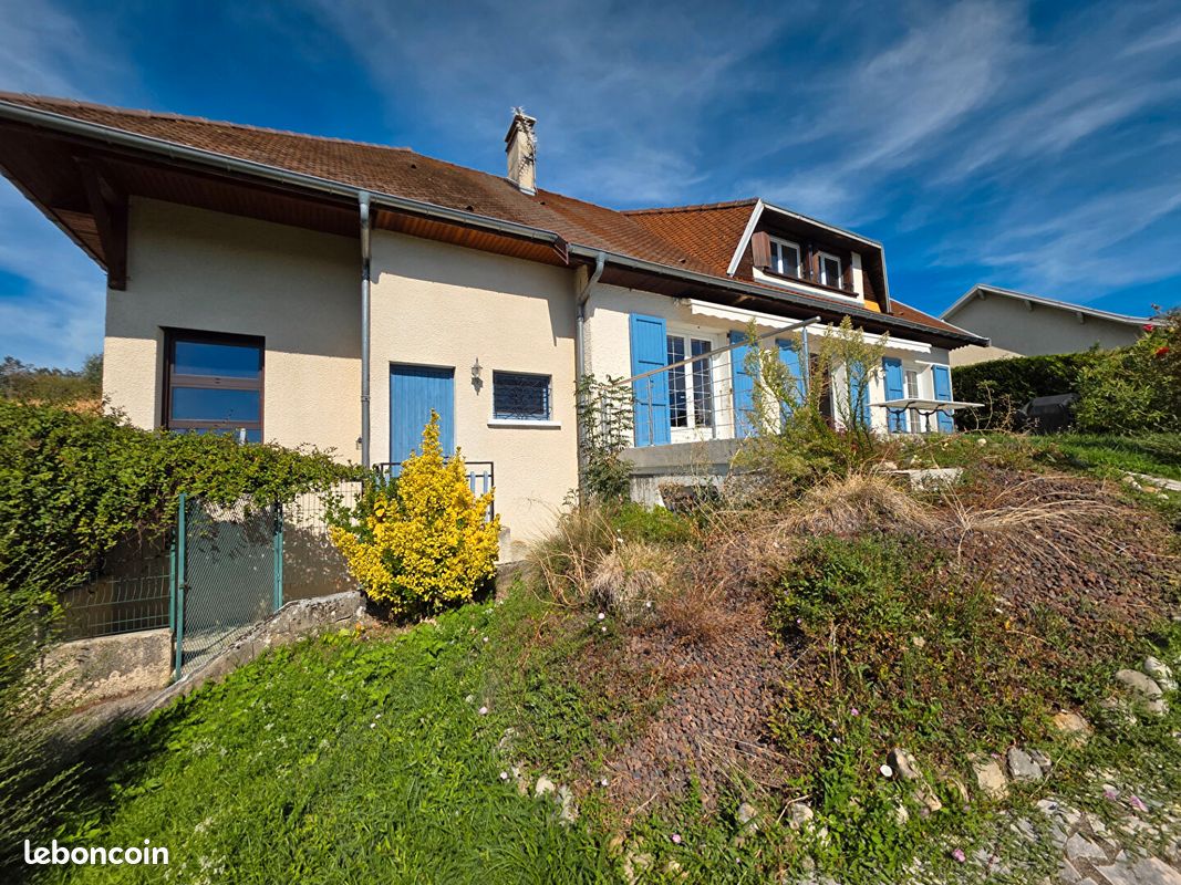 Maison 7 pièces 208 m² · à Saint-Genix-les-Villages · 208 m² · 420 000 €