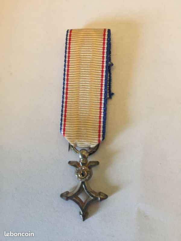 Médaille militaire française (image 1)