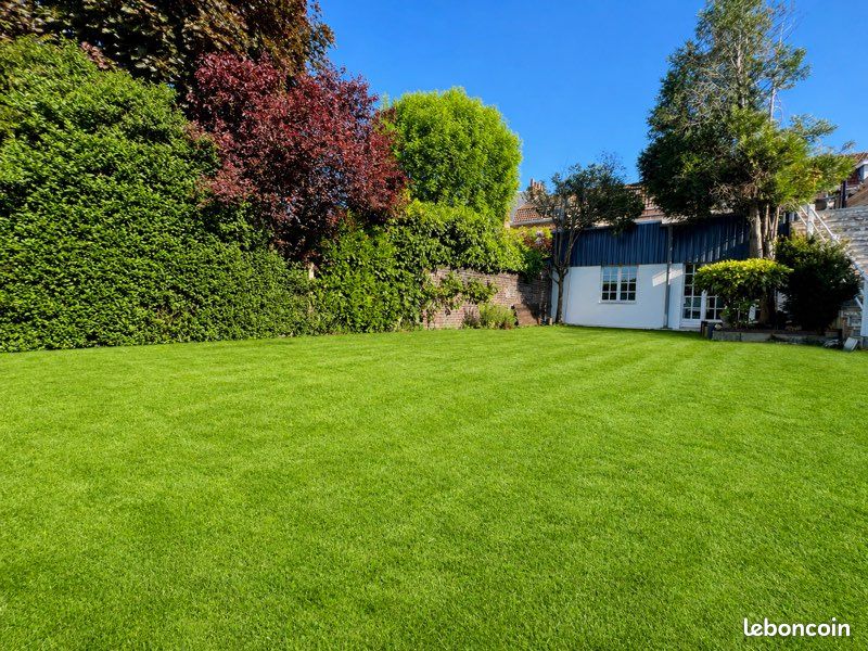 Maison 9 pièces 304 m² · à Loos · 304 m² · 495 000 €