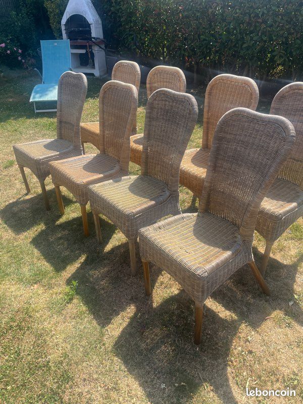 Lot de chaises (image 1)