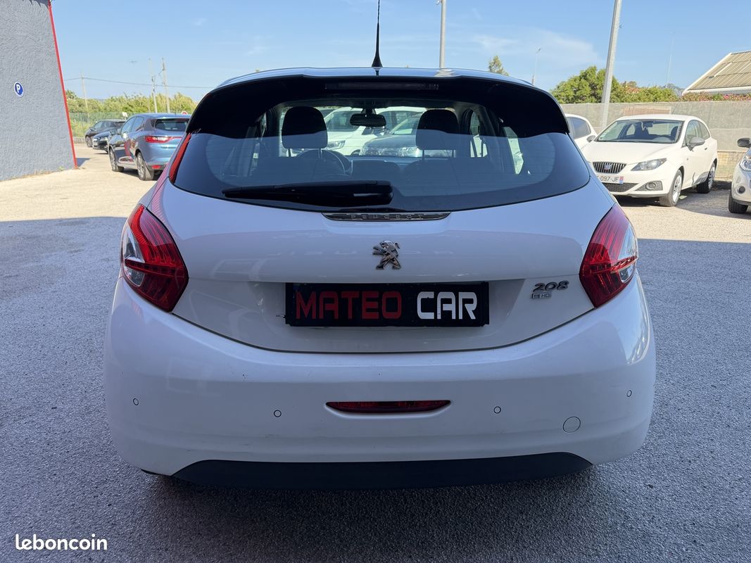 Peugeot 208 1.6 E-HDI FAP STYLE 5P (image 4)