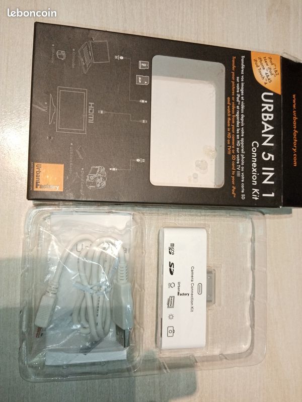 Adaptateur iPad 1&2&New iPhone 4&4S iPod Touch 4 vers TV - Urban 5 in 1 (image 2)