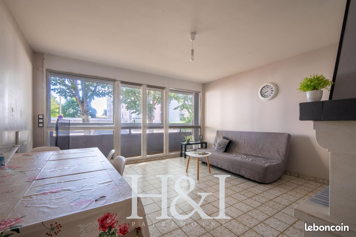 Appartement 5 pièces 91 m² · à Poitiers · 91 m² · 117 000 €