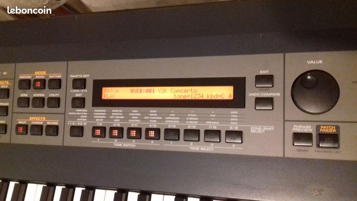 Roland XV-88 Piano Clavier + 4 cartes extension (image 9)