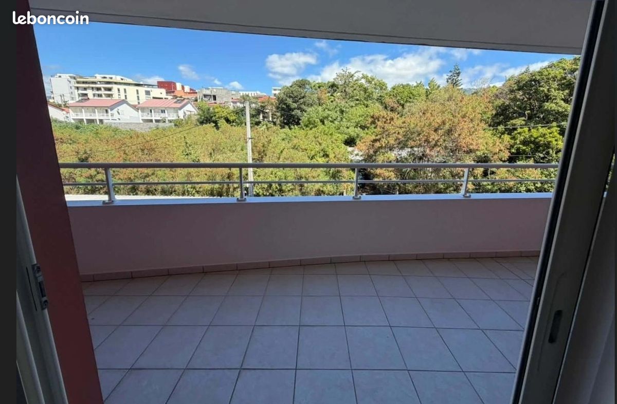 Appartement 3 pièces 51 m² · à Saint-Denis · 51 m² · 159 000 €