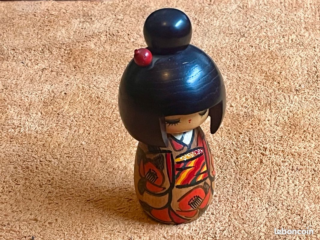 15 poupées Kokeshi vintage en bois - Bois - Japon - XXe siècle