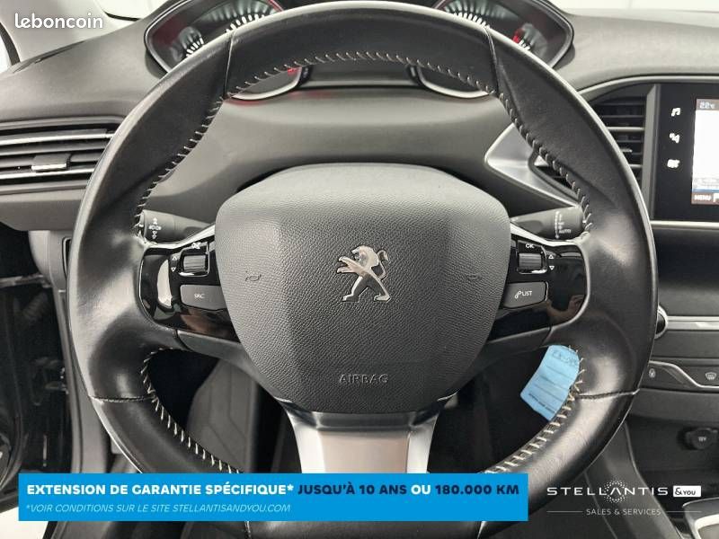 Peugeot 308 PureTech 110ch S&S BVM6 Style (image 26)