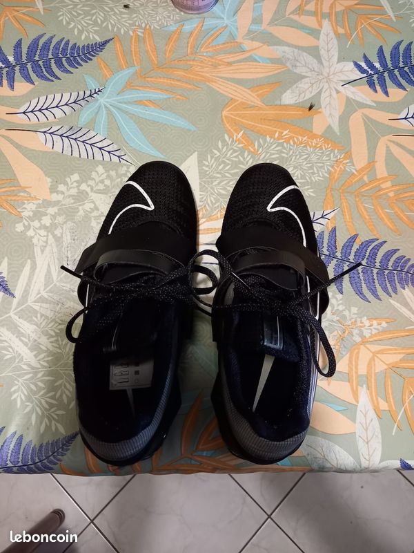 Nike React Element 55 – Noir/Blanc – Taille 44 – Quasi neuves avec boîte (image 3)