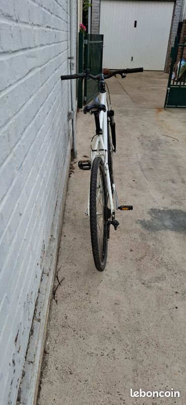 Vélo VTC (image 3)