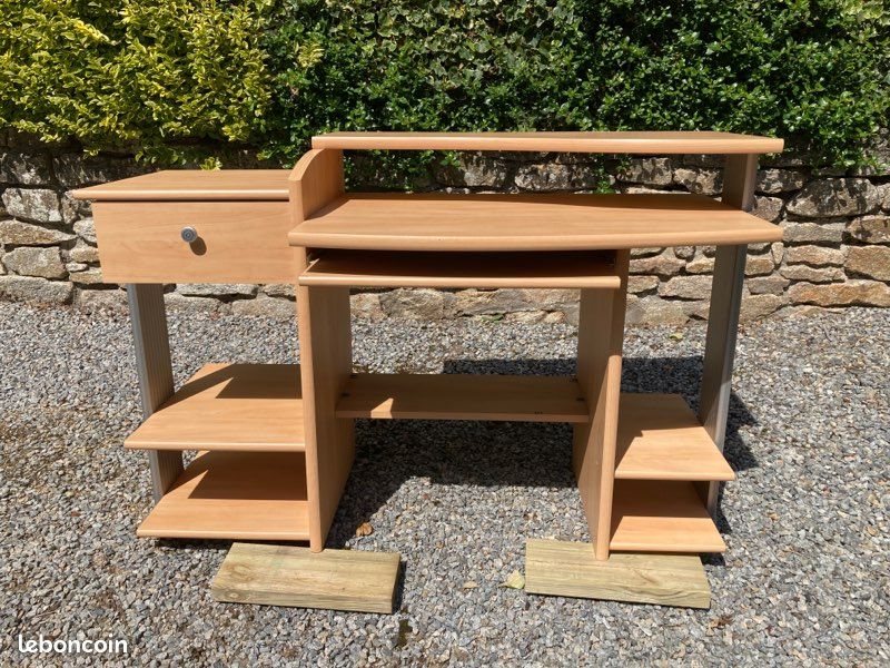 Bureau (image 2)