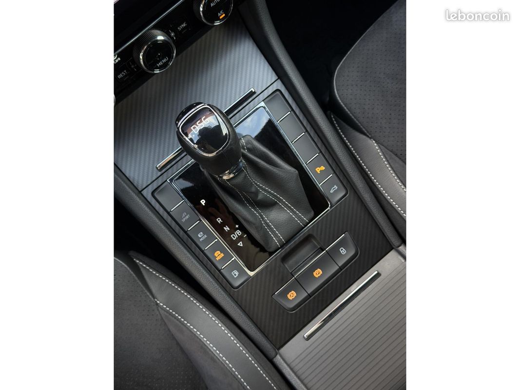 SKODA SUPERB Sportline TSI PHEV Hyrbide recharg 218 DSG 1ère Main Attelage Caméra Kessy GPS (image 26)