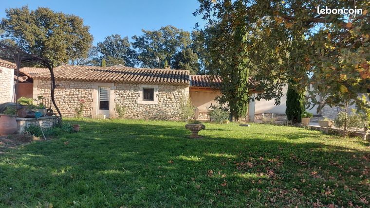 Villa 8 pièces 250 m²