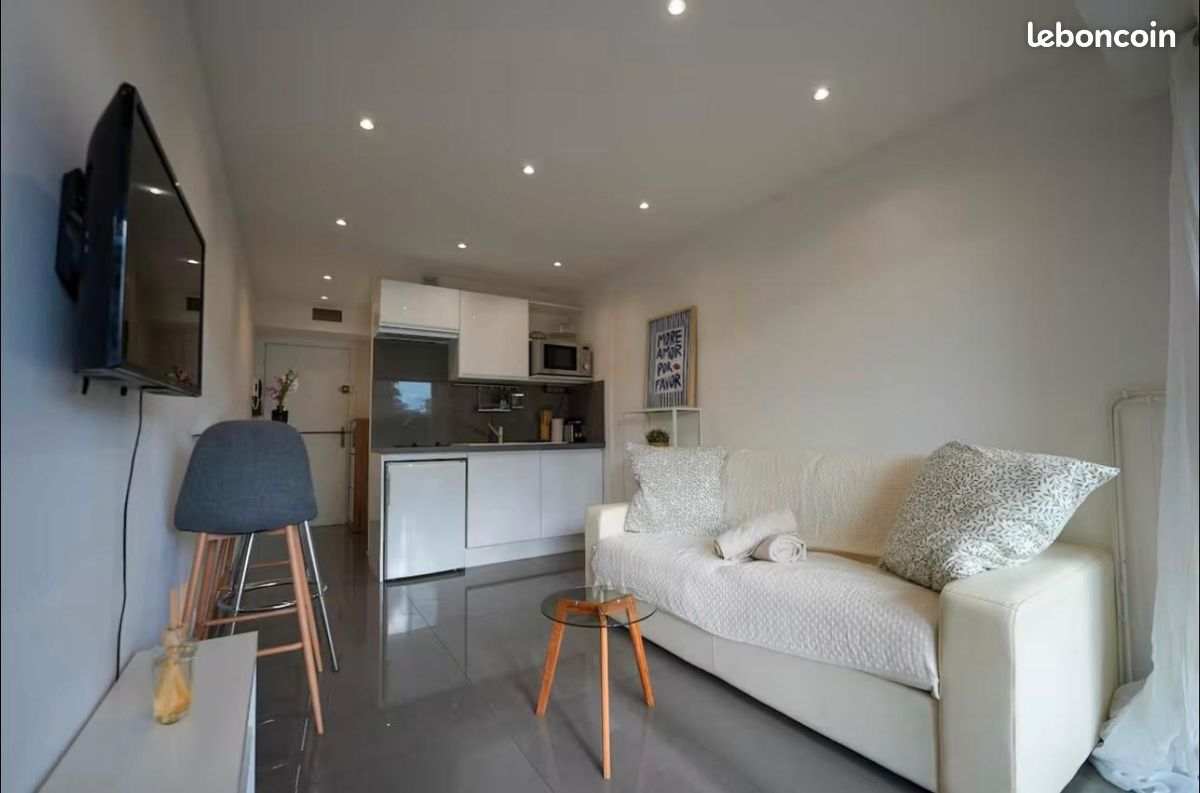 Appartement 1 pièce 17 m² · à Saint-Laurent-du-Var · 17 m² · 140 000 €