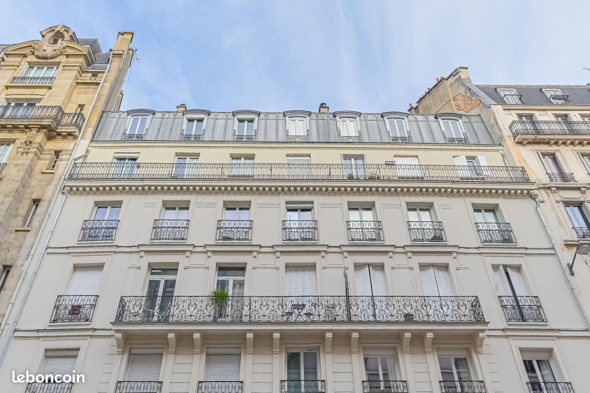 Appartement 1 pièce 22 m² · à Paris · 22 m² · 218 000 €