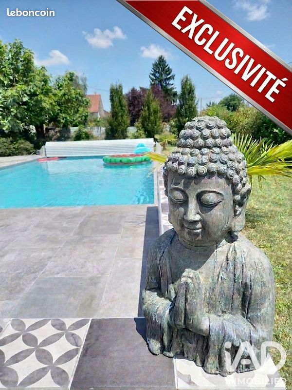 Maison 8 pièces 159 m² · à Thonac · 159 m² · 219 000 €