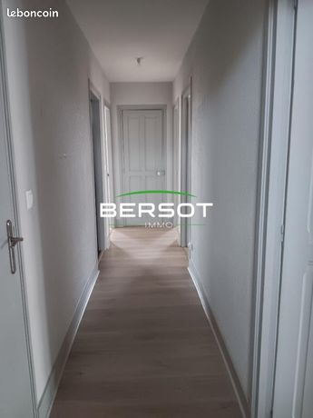 https://img.leboncoin.fr/api/v1/lbcpb1/images/f9/0a/55/f90a5523aa02398c357e1ba341fc8aee19a07cda.jpg?rule=ad-image