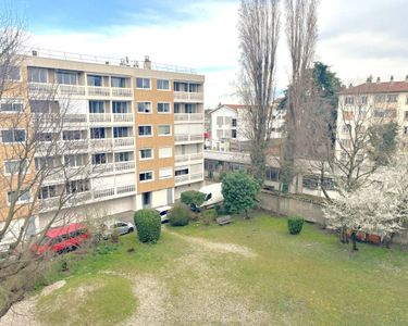 Appartement 235 000 € - 76 m²