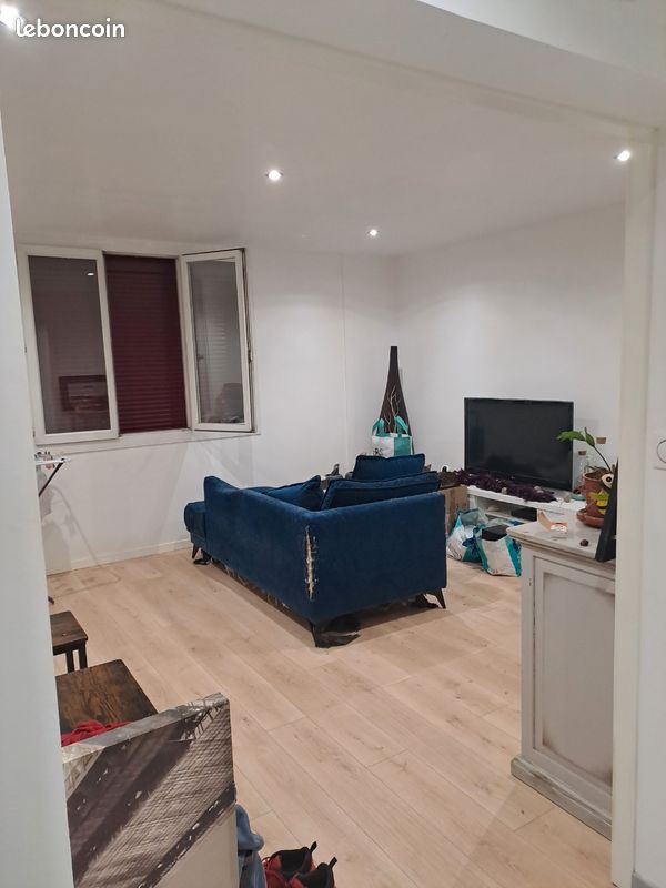 Appartement 3 pièces 56 m² · à Fontaine · 56 m² · 120 000 €