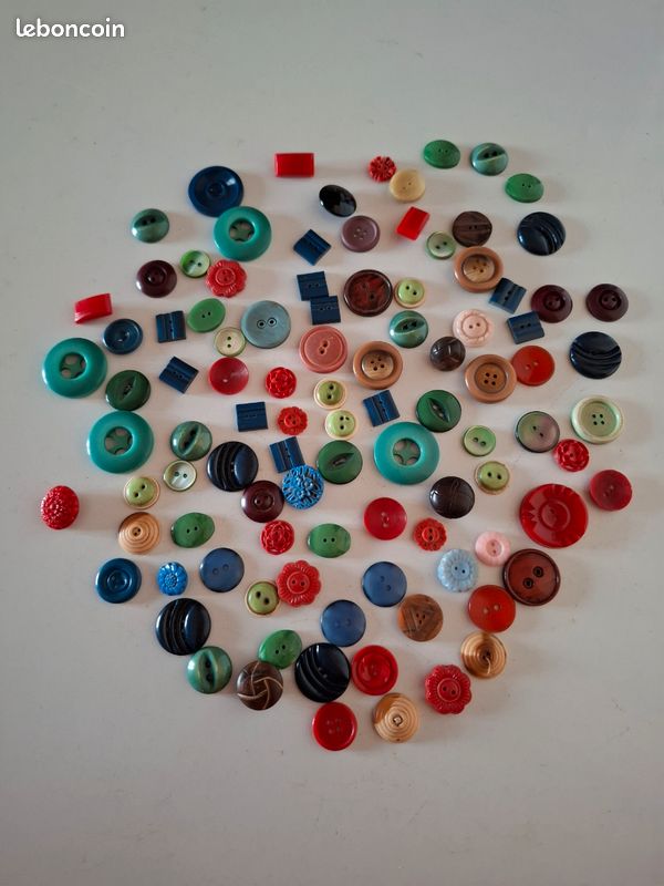 Boutons divers (image 1)