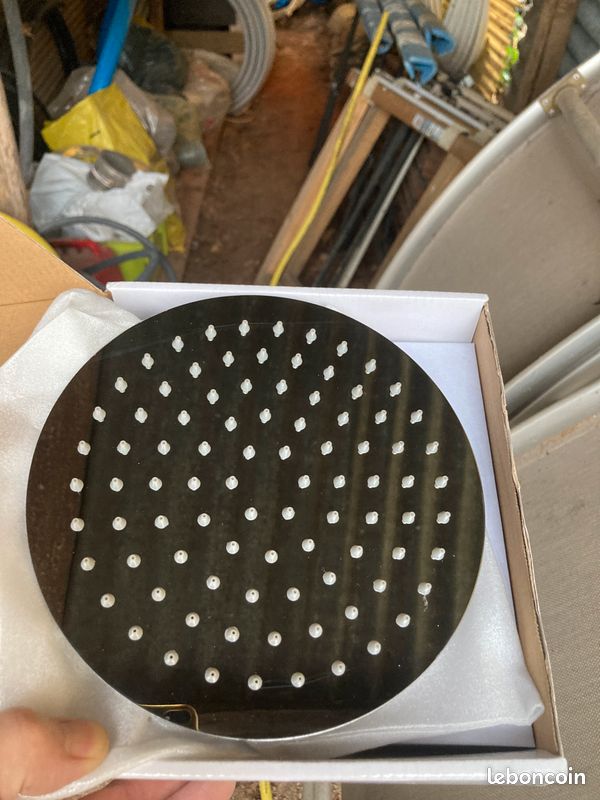 Tete de douche ronde chromé diam 20 cm (image 1)