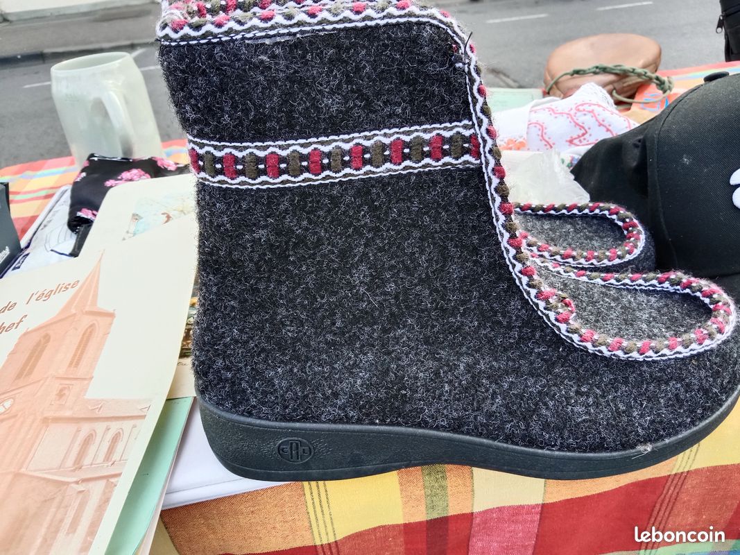 Chaussons fourrés montants (image 3)