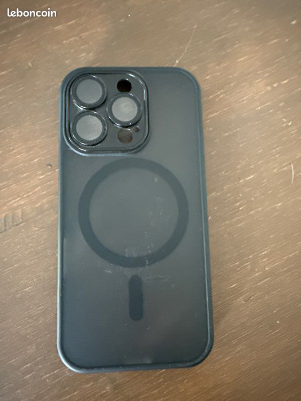 Coque iPhone 16 pro (image 2)
