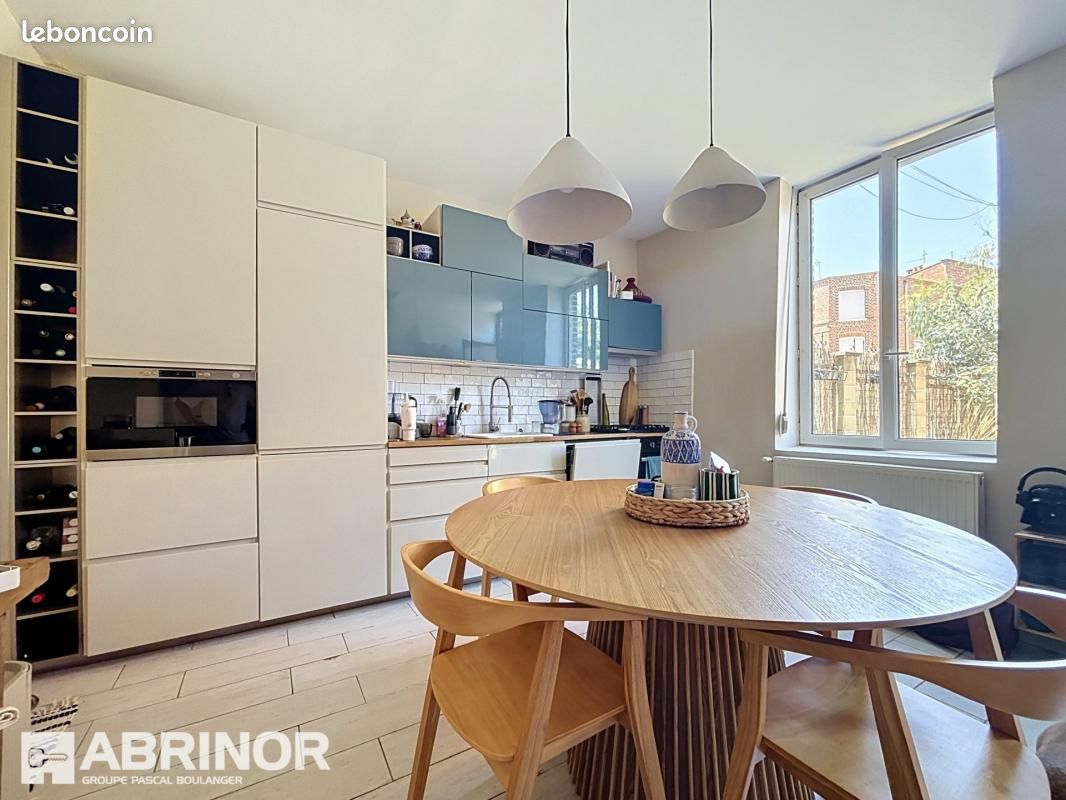 Maison 3 pièces 65 m² · à Lille · 65 m² · 219 800 €