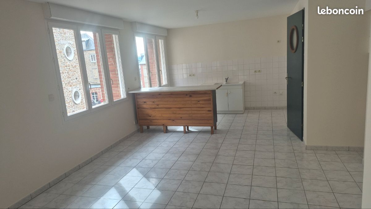 Appartement 3 pièces 70 m² · à Flers · 70 m² · 490 €/mois