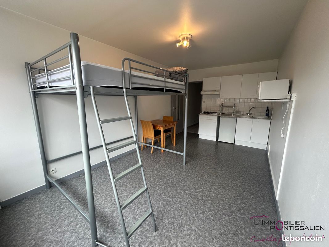 Appartement 1 pièce 23 m² · à Pontarlier · 23 m² · 510 €