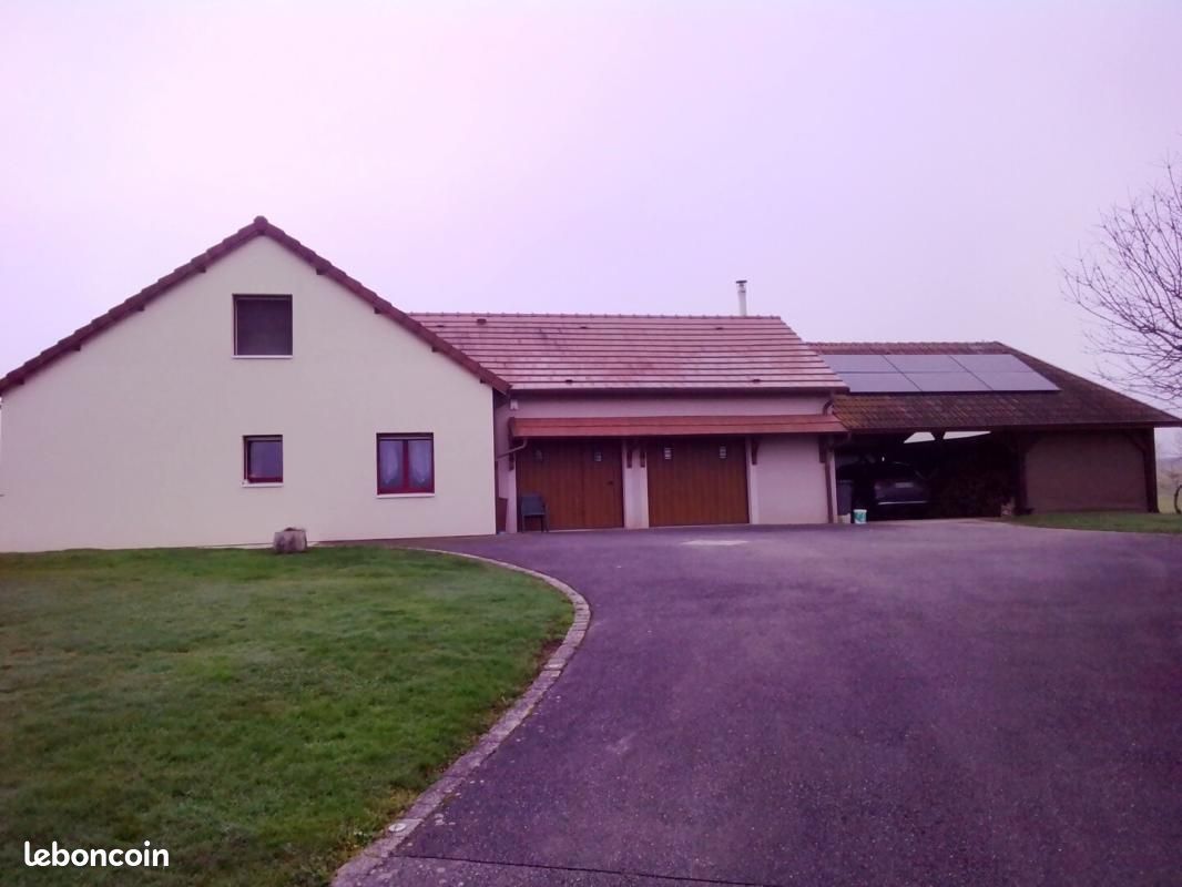 Maison 7 pièces 174 m² · à Escles · 174 m² · 93 450 €