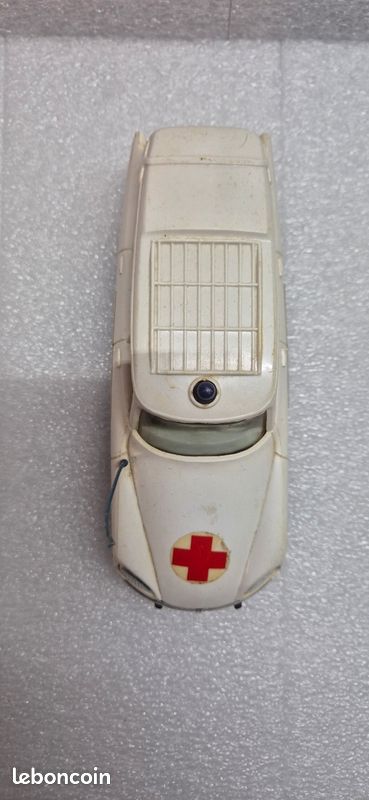 Miniature Citroën CX Break Premier Secours – INJECTAPLASTIC, 1/32e, Sous Blister