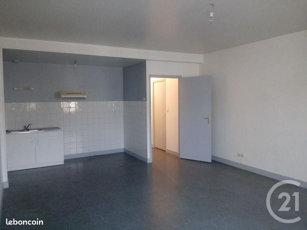 Studio 1 pièce 43 m²