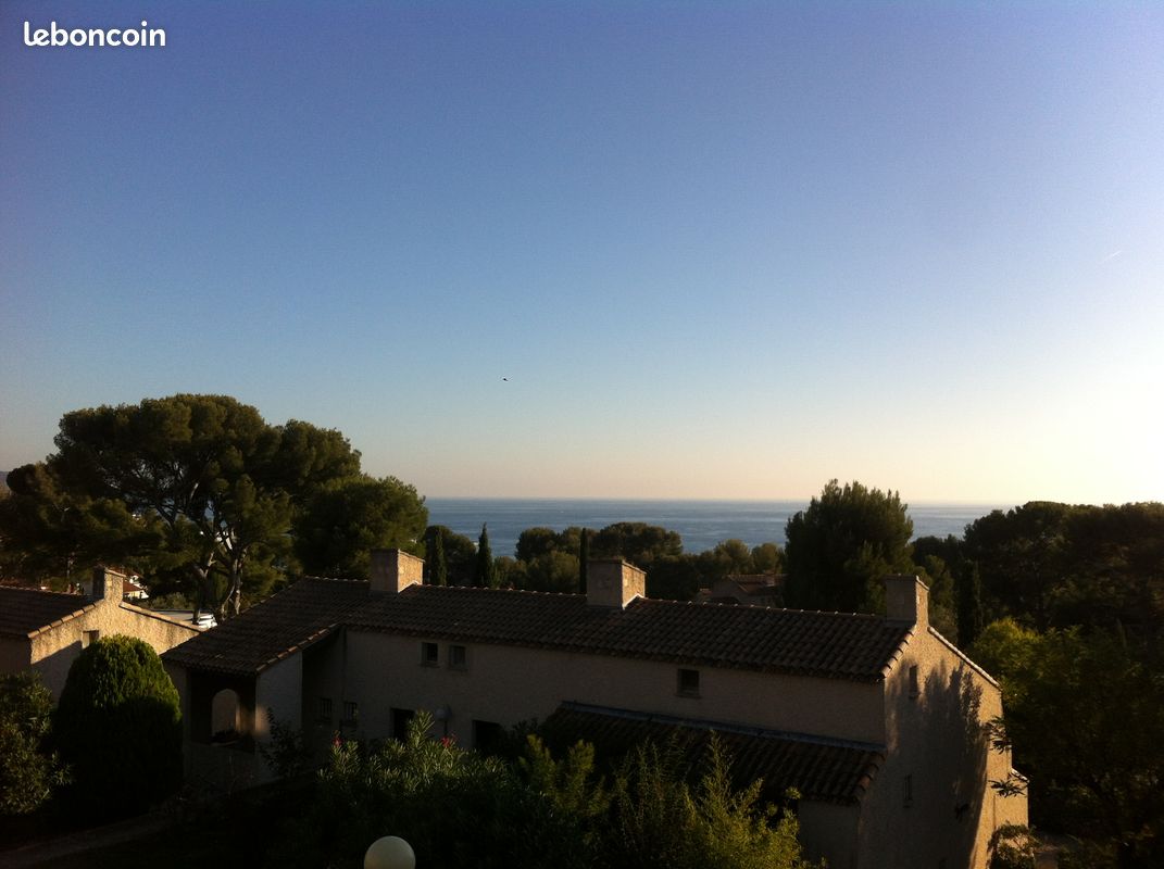 Appartement 2 pièces 34 m² · à La Ciotat · 34 m² · 810 €/mois