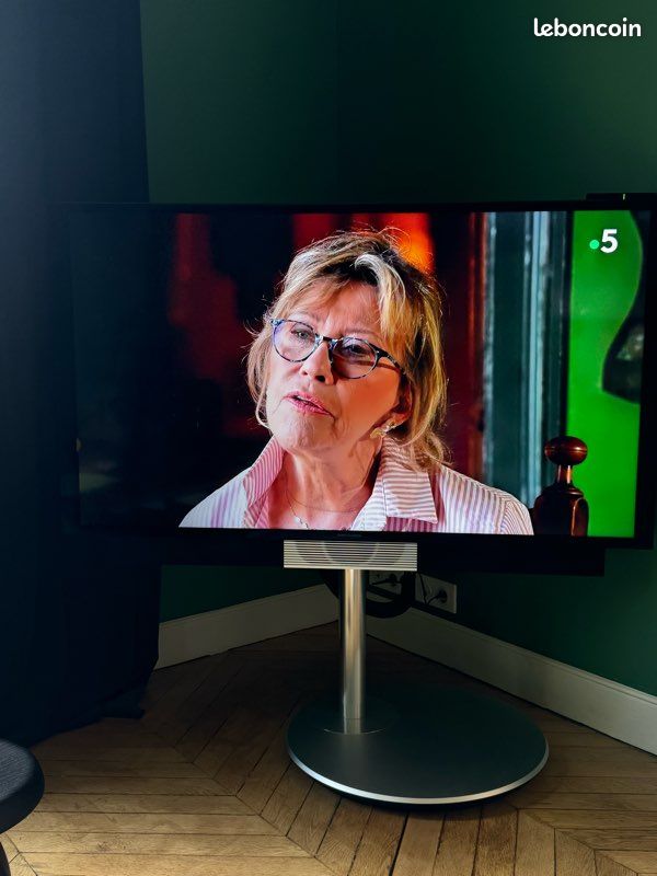 Bang & Olufsen Beovision Avant 75