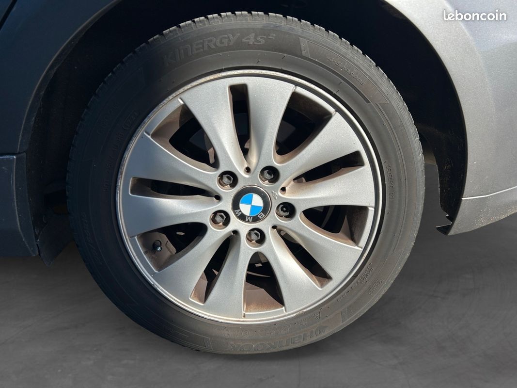 BMW SERIE 118D EDITION BLACK AND WHITE 143Ch Garantie 12 mois (image 16)