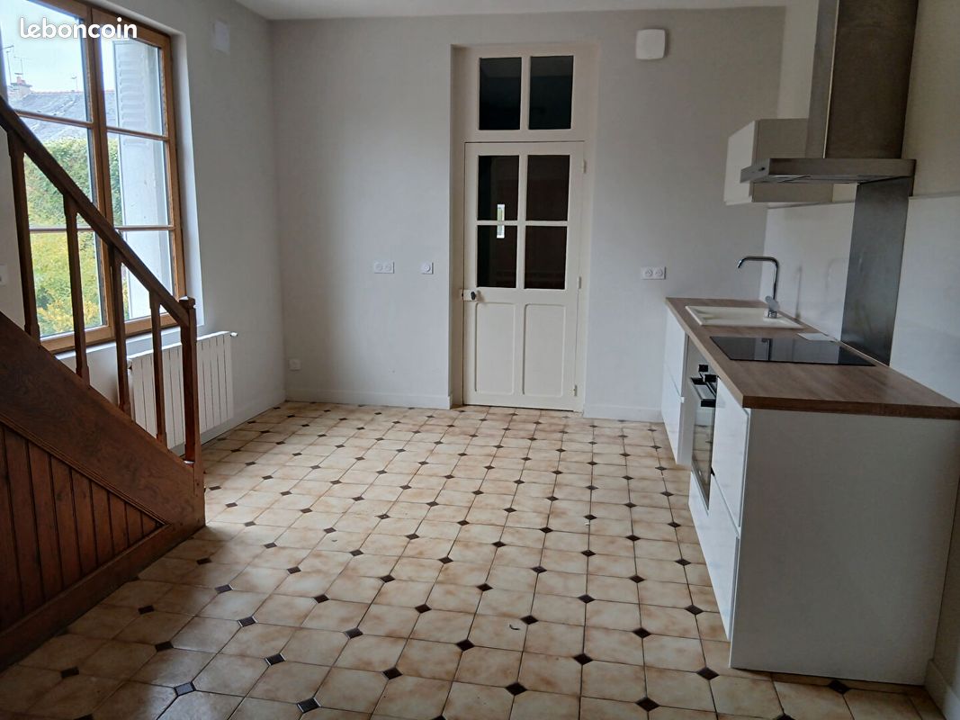 Maison 6 pièces 127 m² · à Saumur · 127 m² · 1 133 €/mois
