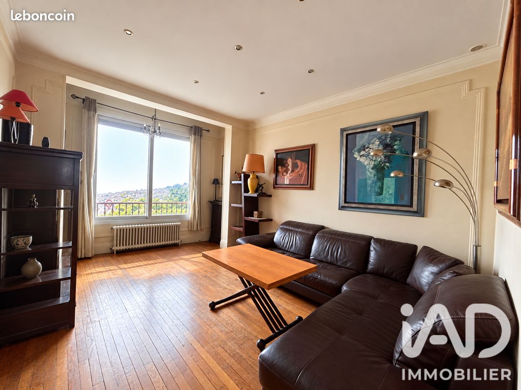 Appartement 3 pièces 77 m² · à Cachan · 77 m² · 270 000 €