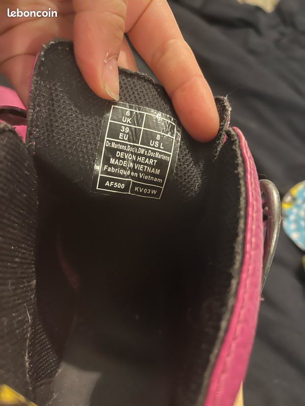 Bottes Dr. Martens Devon à 2 Boucles - Fuchsia, Cuir, Talon Moyen, Neuves Avec Boîte