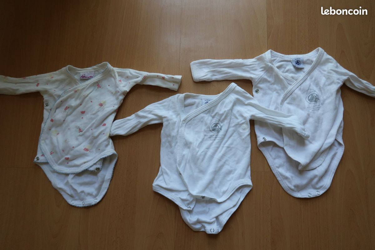 Leboncoin Sarouel Fille Ans Jeans Filles Blanc Clouté Au Genoux