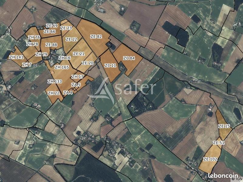 Terrain 1548212 m² Caraman · 2 260 000 €