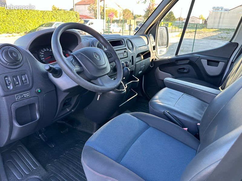Renault master L2H2 170 CV 2017 (image 4)