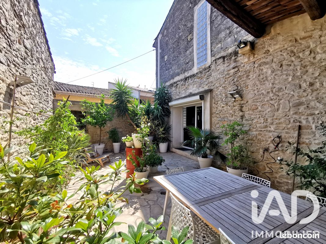 Maison 9 pièces 195 m² · à Lunel · 195 m² · 440 000 €