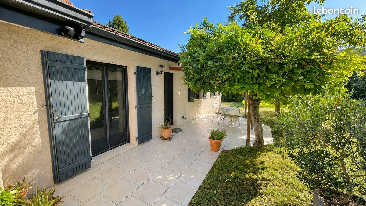 Maison 5 pièces 107 m² · à Bourgoin-Jallieu · 107 m² · 329 000 €