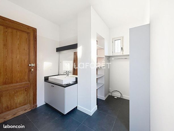 Maison 8 pièces 244 m² — 10
