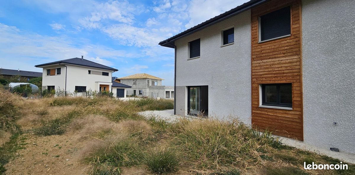 Maison 5 pièces 98 m² · à Étercy · 98 m² · 454 000 €