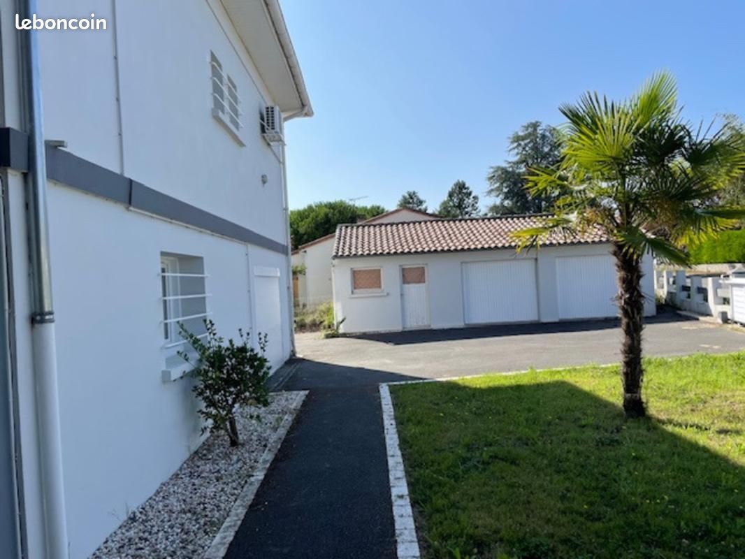 Maison 9 pièces 225 m² · aux Mathes · 225 m² · 320 000 €