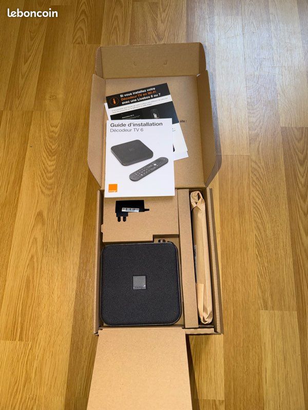 Liveboxplay ihd92 décodeur tv tnt orange neuf + carte tv en ance