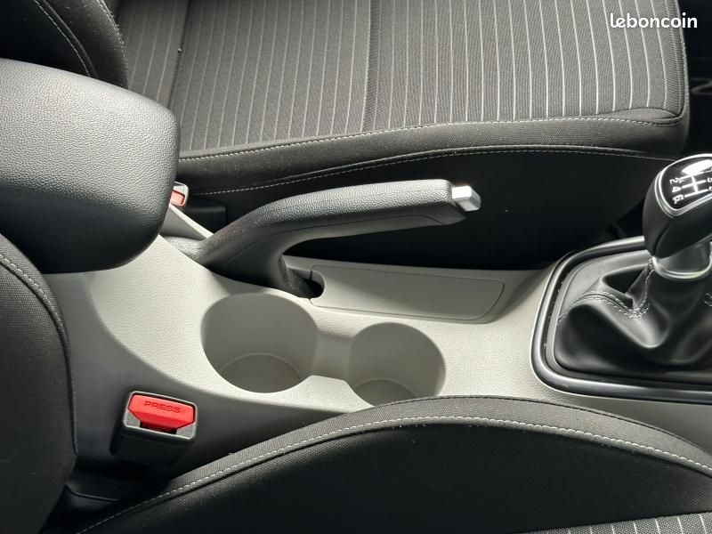 Hyundai i20 1.0 T-GDi 100ch Hybrid Intuitive (image 22)